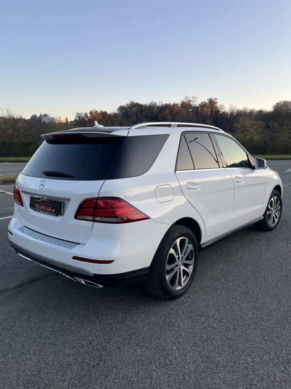 Mercedes-Benz GLE 300d - immagine 12