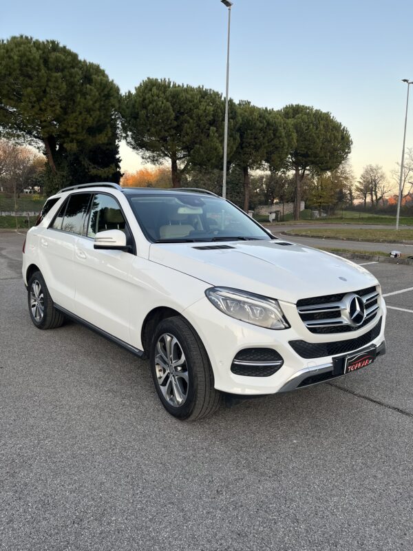 Mercedes-Benz GLE 300d - immagine 10