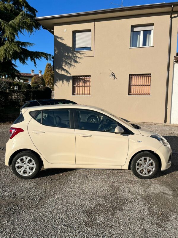 Hyundai i10 - immagine 5