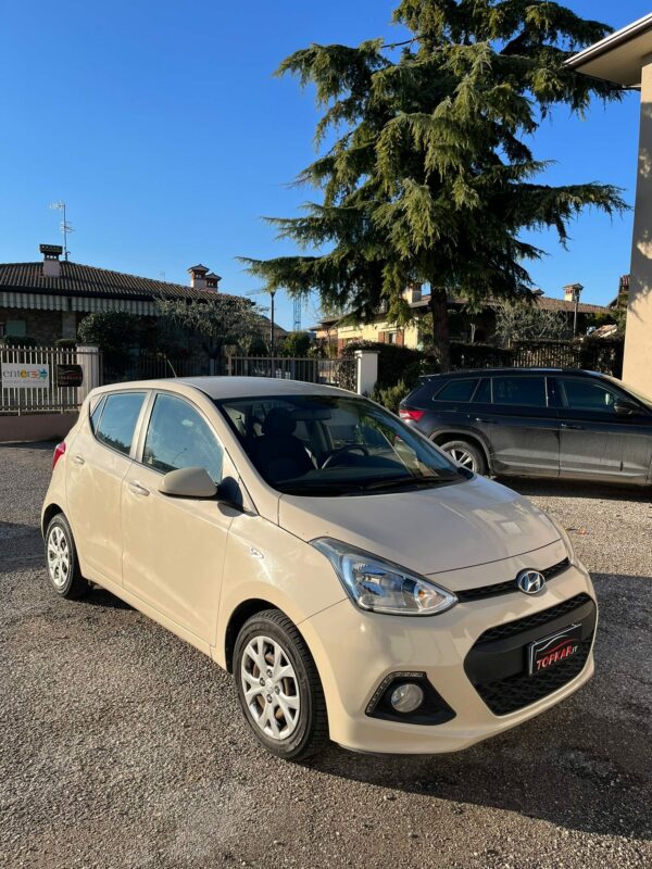 Hyundai i10